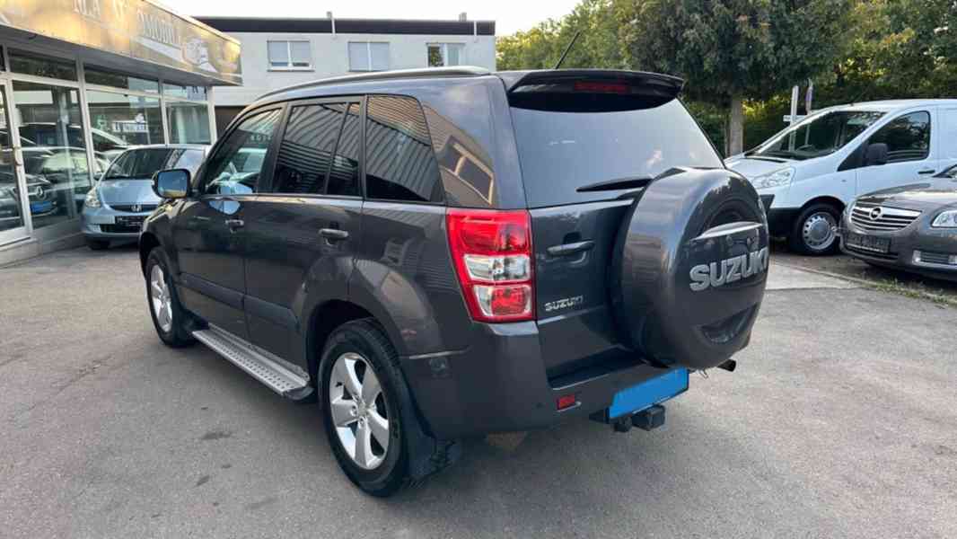 Suzuki Grand Vitara 2.4i Comfort benzín 124kw - foto 19