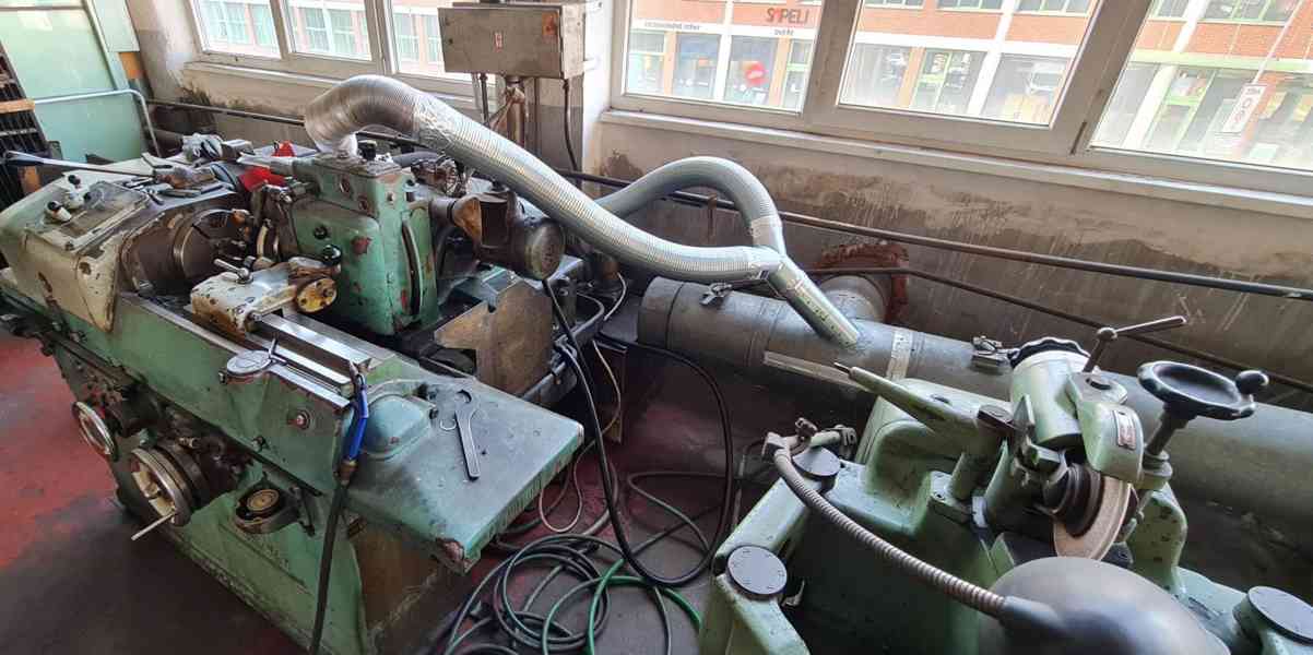 Použitá bruska na závity SIP RU 2, r. v. 1944, GO 1980 - foto 3