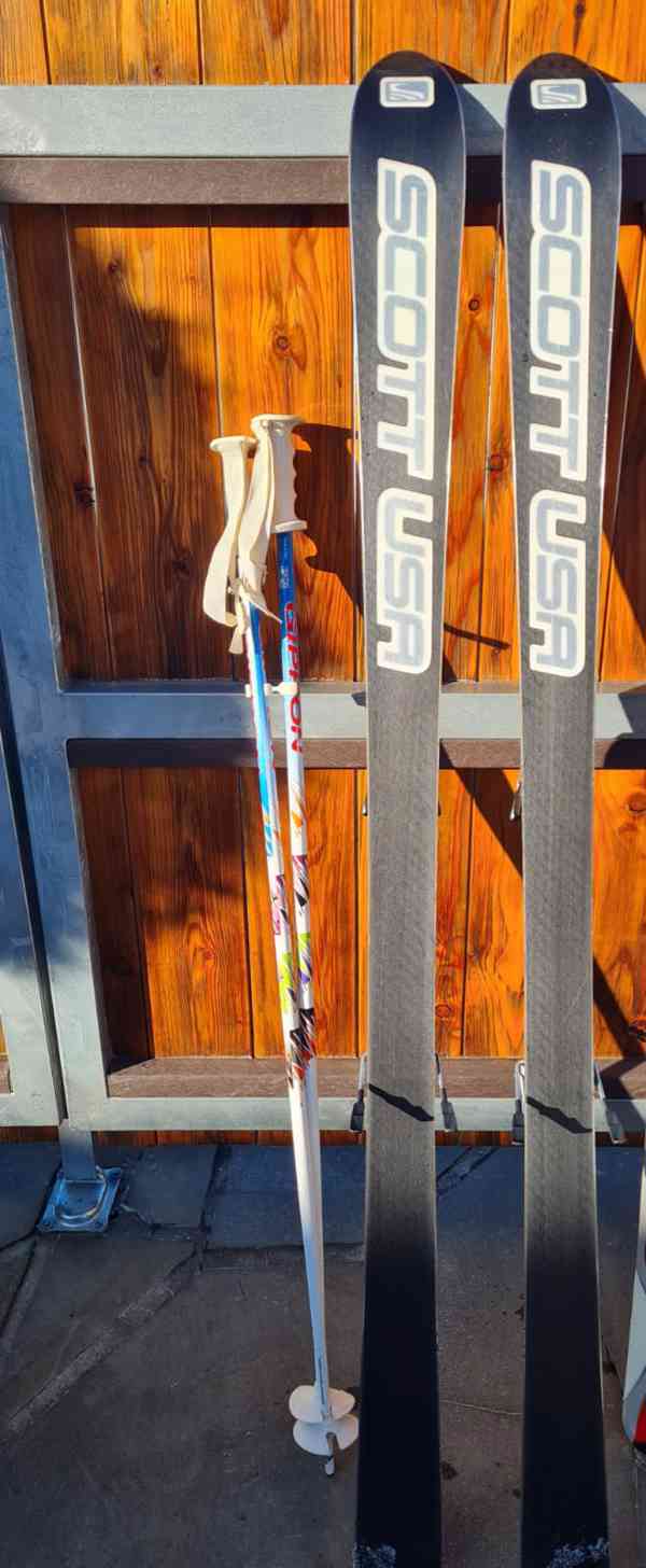 Carvingove lyze, lyzar.boty, hole - foto 7