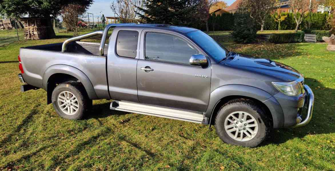 Toyota Hilux 2,5D4D 4x4 106kw - foto 3