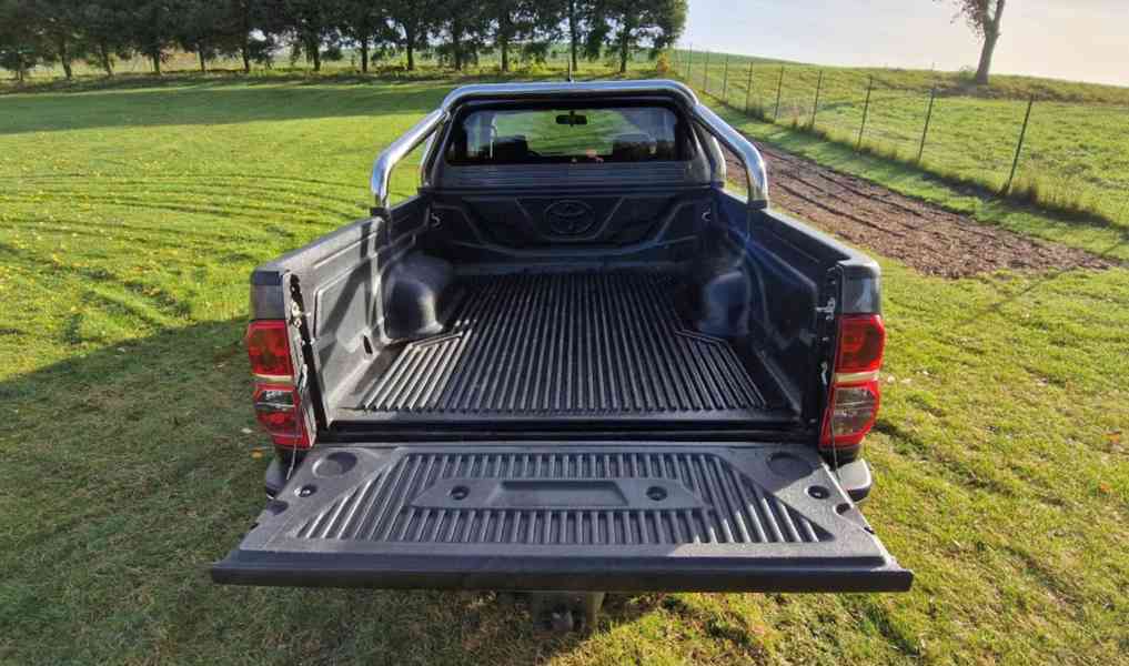 Toyota Hilux 2,5D4D 4x4 106kw - foto 5