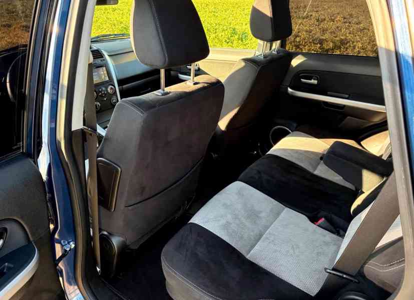 Suzuki Grand Vitara 2.0i Club 4x4 benzín 103kw - foto 11
