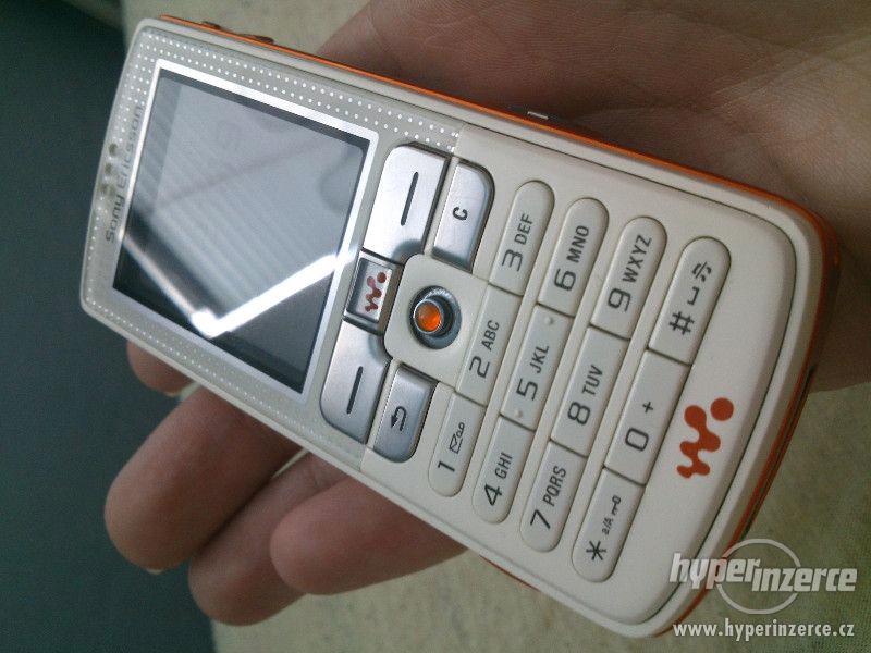 Prodám Sony Ericsson W800i - foto 8