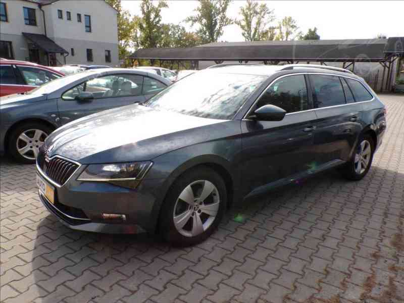 Škoda Superb 2,0 TDI-140KW AUTOMAT,TAŽ.ZAŘ. - foto 2