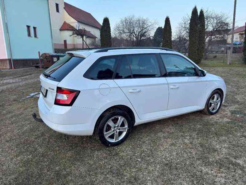 Škoda Fabia 1,0   3 Combi TSI 81kW Style - foto 5