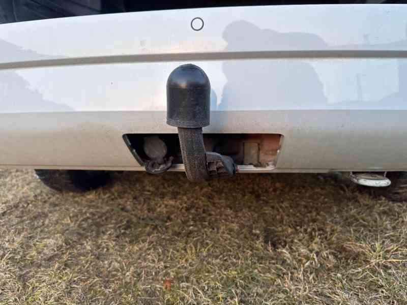 Škoda Fabia 1,0   3 Combi TSI 81kW Style - foto 9