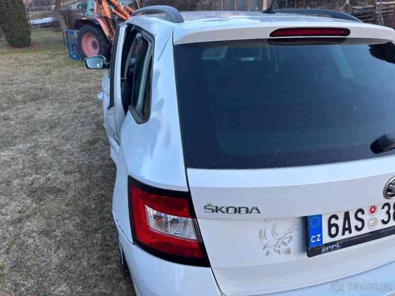 Škoda Fabia 1,0   3 Combi TSI 81kW Style - foto 10