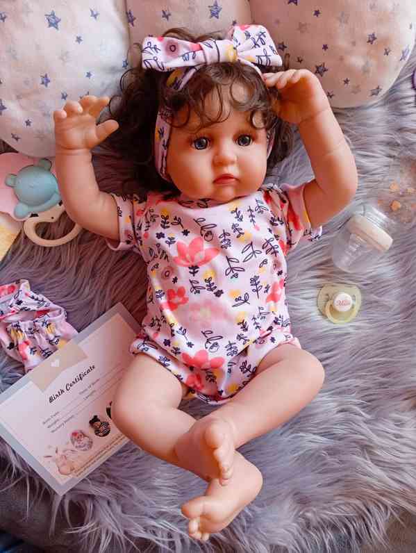 Realistická Reborn panenka kudrnatá holčička  - foto 5