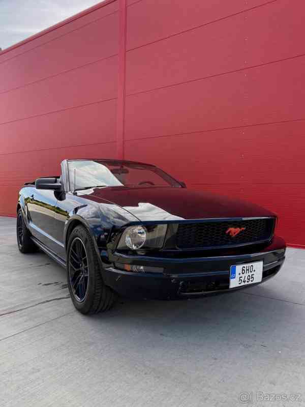 Ford Mustang 4,0   V6 154 kw Cabrio - foto 1