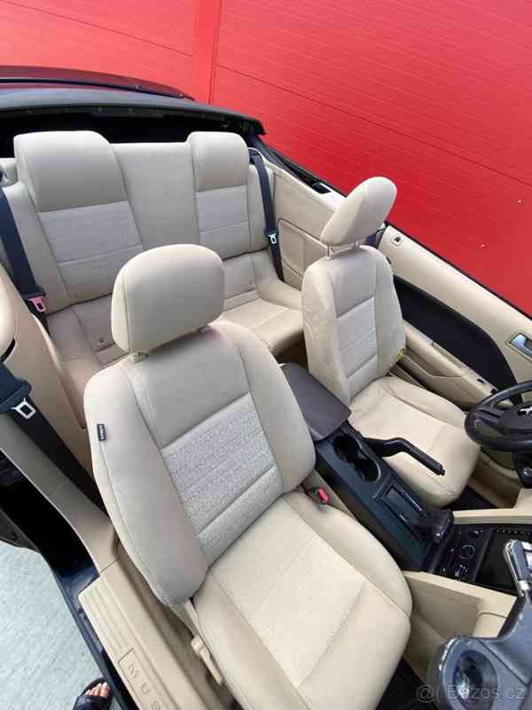 Ford Mustang 4,0   V6 154 kw Cabrio - foto 7