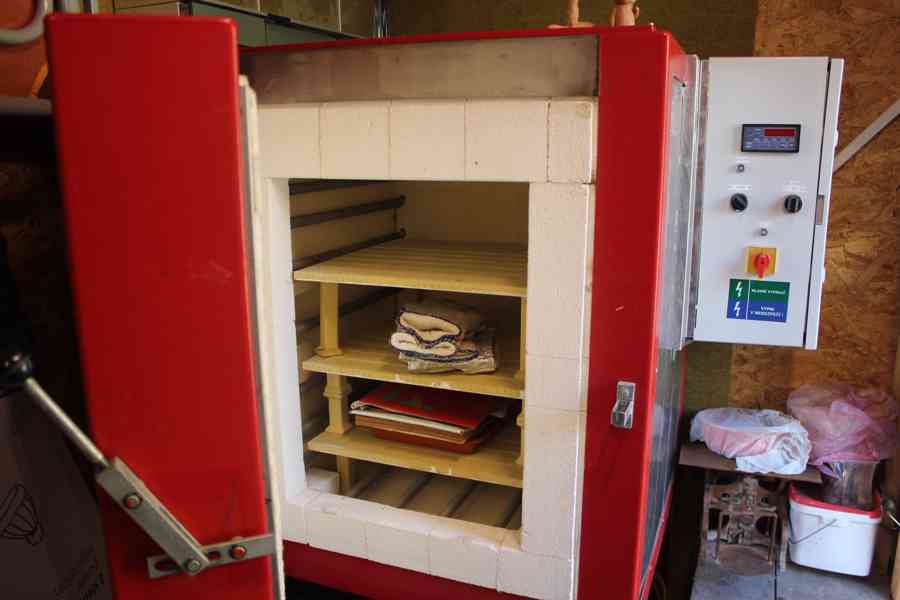 Keramická pec a zařízení hrnčířské dílny - foto 3