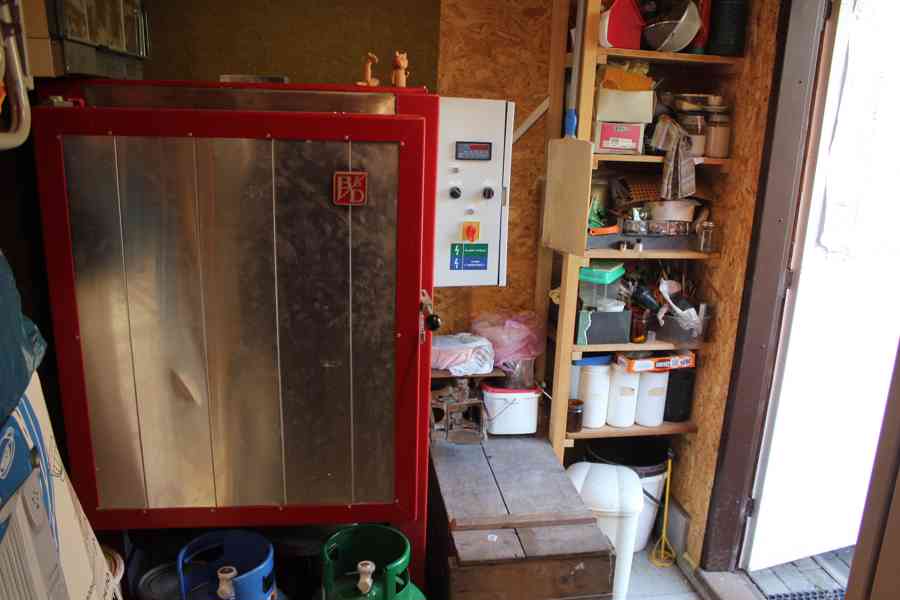 Keramická pec a zařízení hrnčířské dílny - foto 11