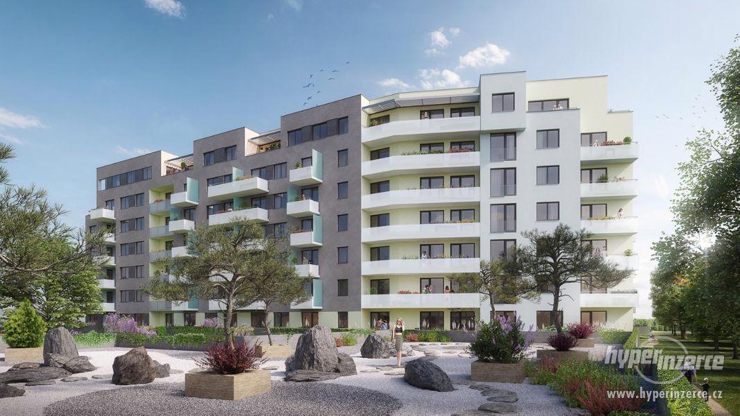 Prodej bytu 1+kk,  30,8 m2 + Terasa 14.5 m2, 1 NP, Praha 4 - foto 2