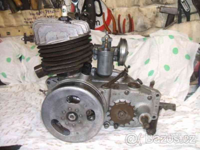 Prodám Motor ČZ 125 A r.v. 1947 - foto 1