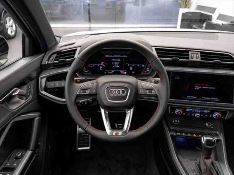 Audi Q3 q S tronic, nákup 1/26 11.300k - foto 7