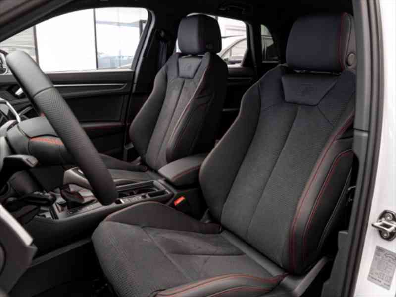 Audi Q3 q S tronic, nákup 1/26 11.300k - foto 5