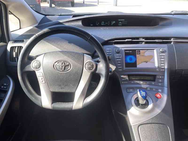 Toyota Prius+ Hybrid Executive 100kw - foto 7