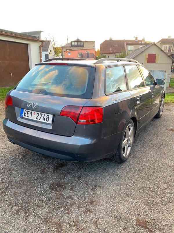 Audi A4 2,0 - foto 7