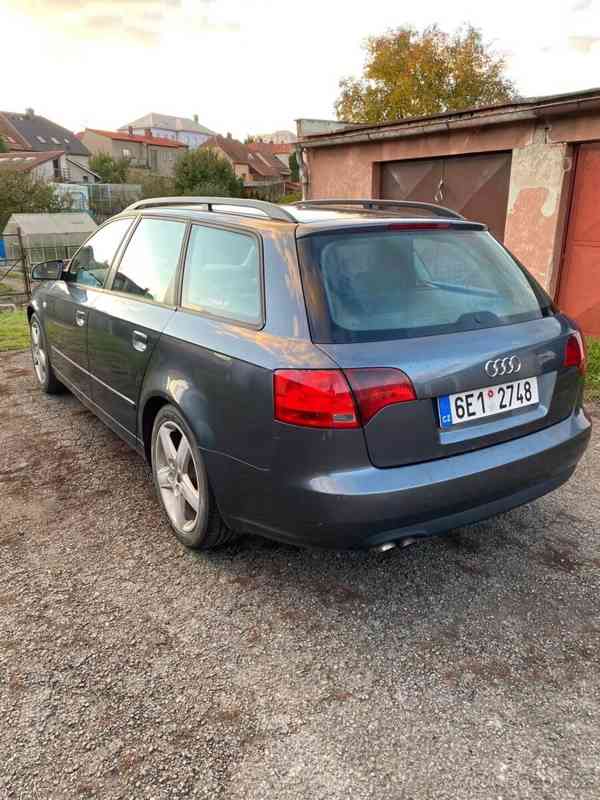 Audi A4 2,0 - foto 6