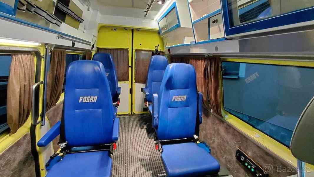 Volkswagen Transporter 2,5   TDi 4motion 128 kW, garážované - foto 14