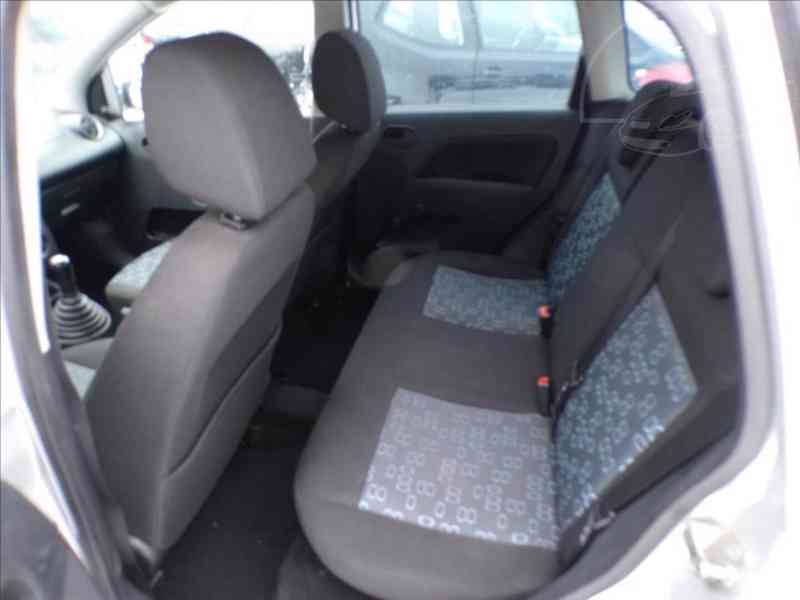 Ford Fiesta 1,4 i - foto 8