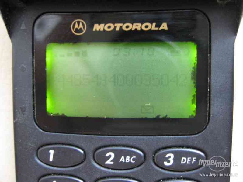Motorola StarTAC130 - funkční mobilní telefon z r.1995 - foto 8
