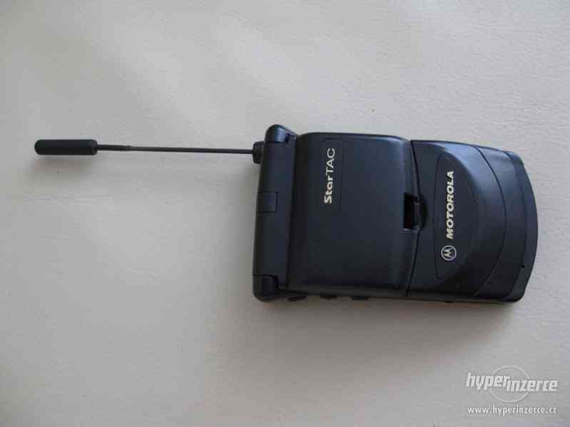 Motorola StarTAC130 - funkční mobilní telefon z r.1995 - foto 11