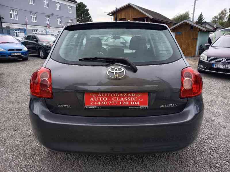 TOYOTA Auris 1,4D-4D Comfort ČR - foto 10