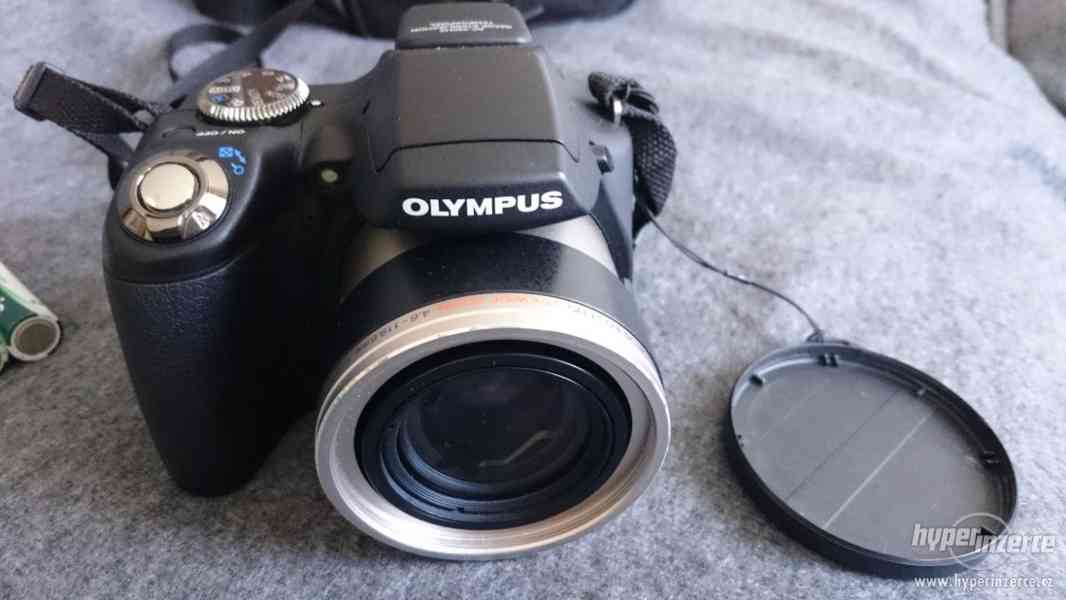 Olympus SP-590UZ - foto 6