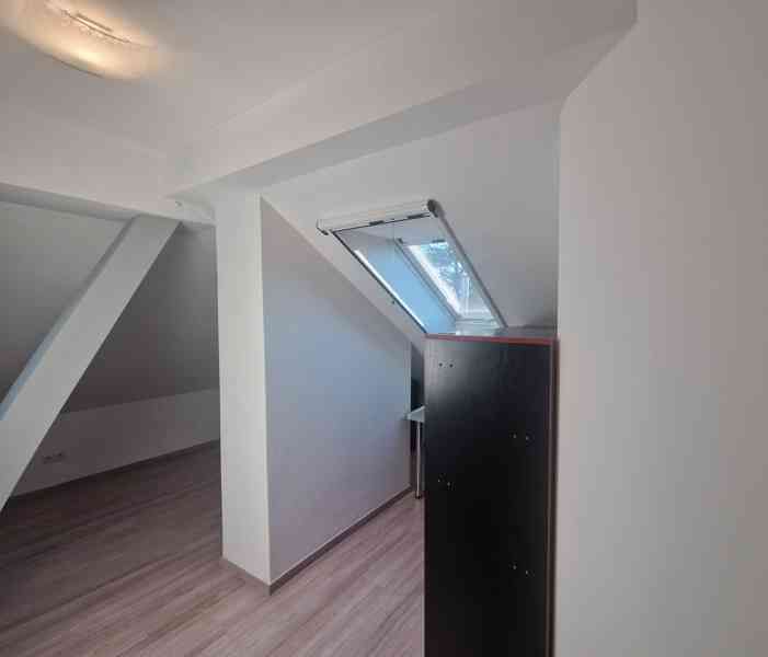 Mezonet 112m2 po rekonstrukci, Napajedla  - foto 9
