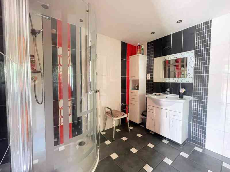 Prodej rodinného domu 158 m², Pertoltice pod Ralskem - foto 7