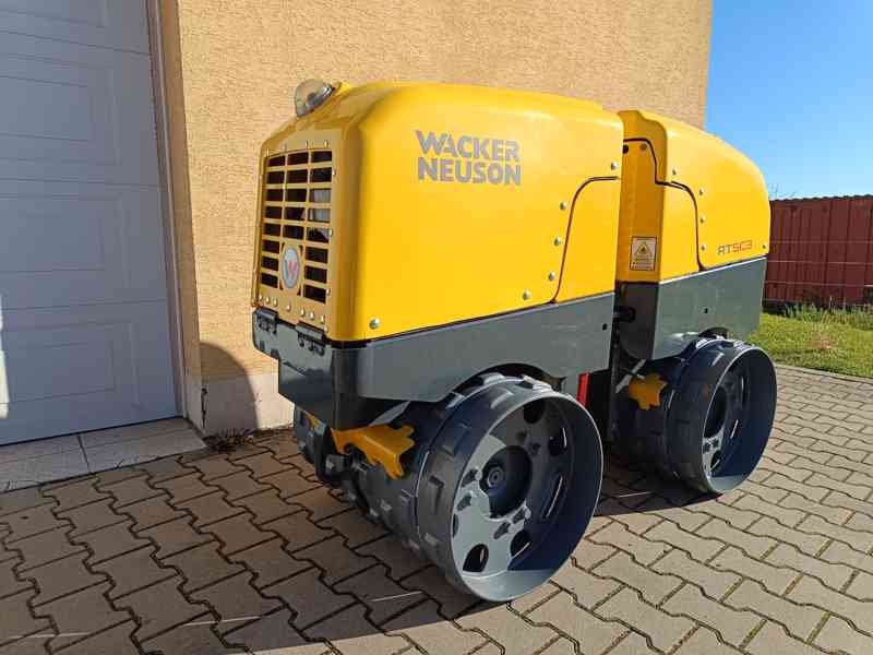 Vibrační válec Wacker Neuson RTKx-SC 3 - motor KUBOTA  - foto 4