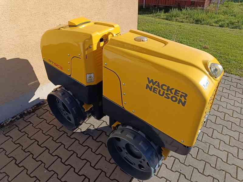 Vibrační válec Wacker Neuson RTKx-SC 3 - motor KUBOTA  - foto 9
