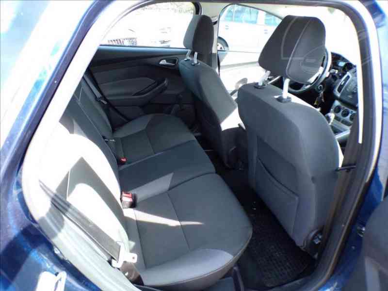 Ford Focus 1,0 EcoBoost - foto 9
