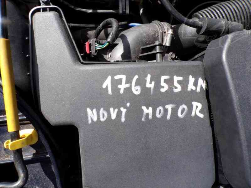 Ford Focus 1,0 EcoBoost - foto 13