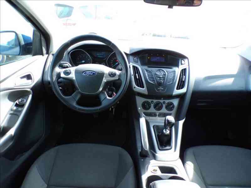 Ford Focus 1,0 EcoBoost - foto 5