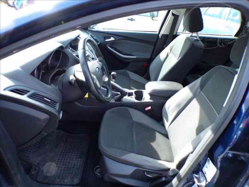 Ford Focus 1,0 EcoBoost - foto 6