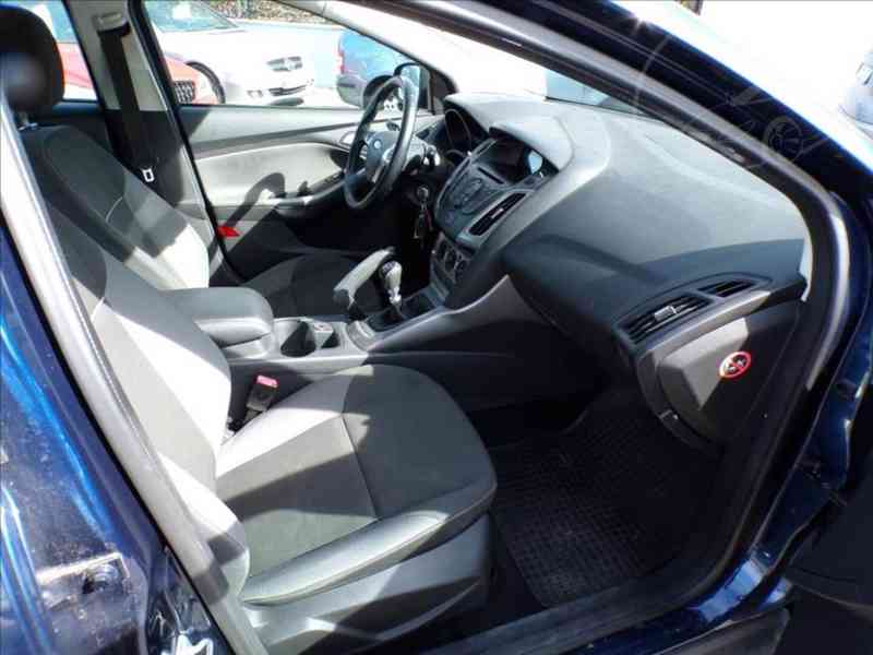Ford Focus 1,0 EcoBoost - foto 10