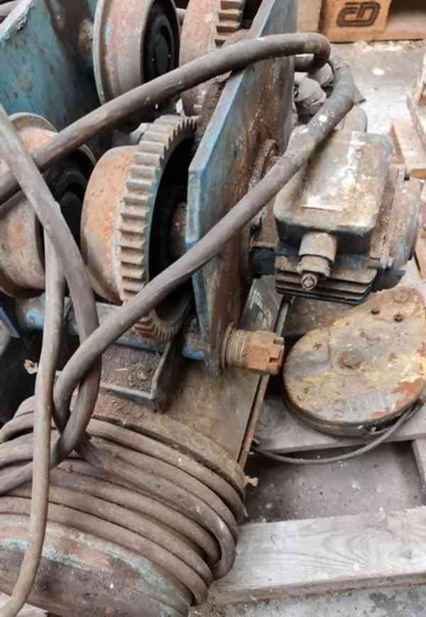 Kladkostroj T10232 K - 500kg (15546.) - foto 5