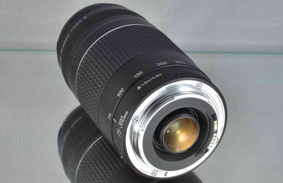 CANON EF 75-300MM F/4-5.6 III **full-frame - foto 5