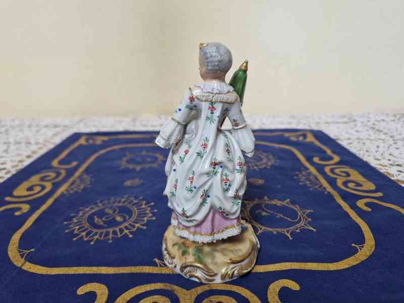 Krásná porcelánová Soška Dáma s paraplíčkem  Vídeň - foto 5