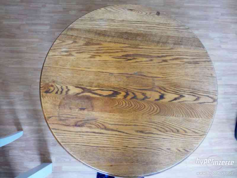 konferenční stolek kulatý – masiv - foto 2