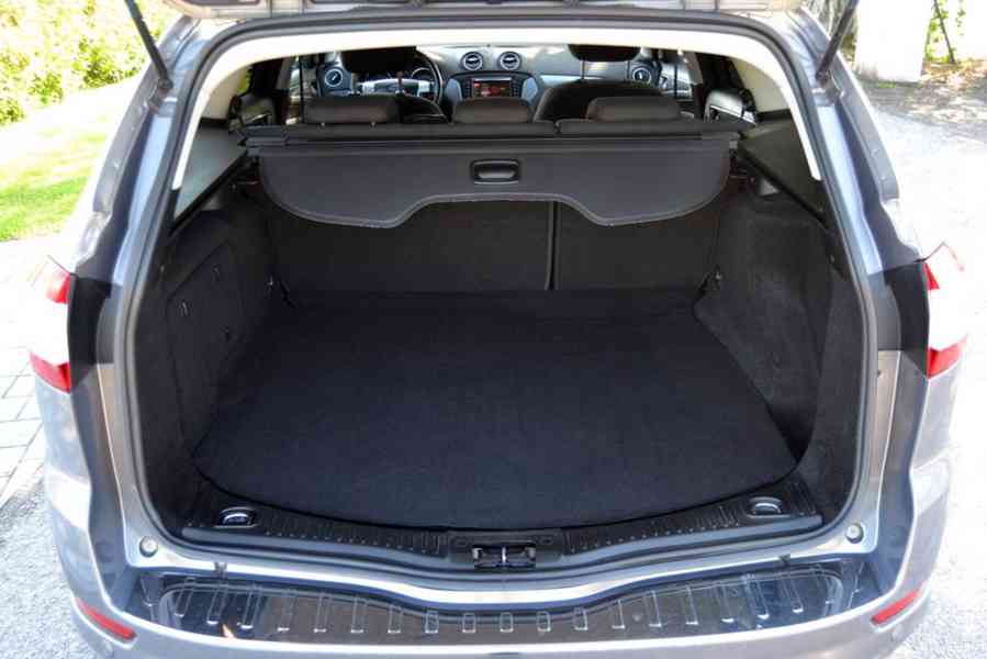 Ford Mondeo 2.0 TDCI Business Edition kombi - foto 12