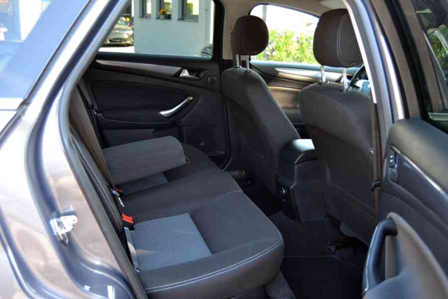 Ford Mondeo 2.0 TDCI Business Edition kombi - foto 13