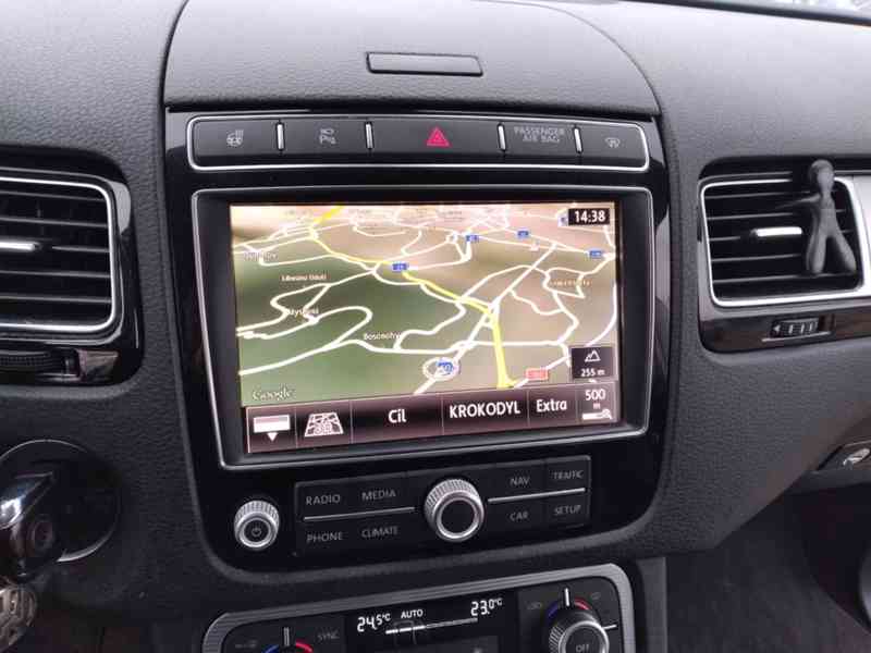 VOLKSWAGEN TOUAREG R-LINE 3.0 TDI V6 BMT - foto 31