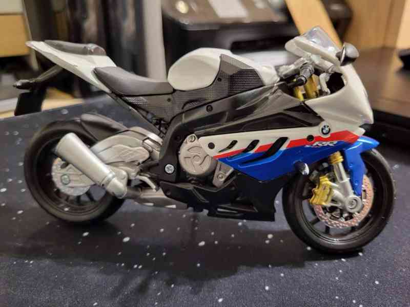 Model Motocyklu BMW - foto 1