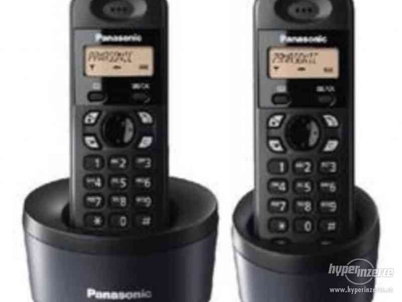 Digitální bezdrátový telefon Panasonic + Repeater Panasonic