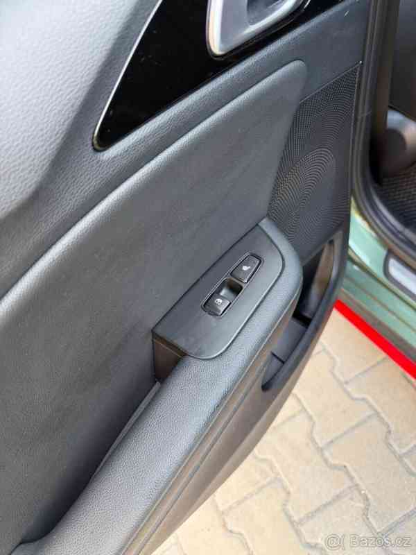 Kia ProCeed 1,6   T-GDI 150 kW DCT 2023 - foto 10