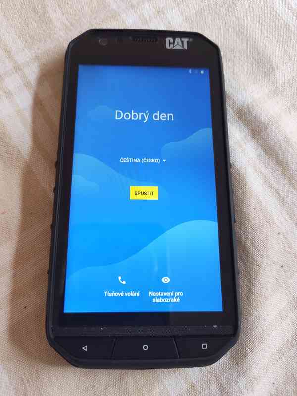 Odolný mobilní dotykový telefon CAT S31 Dual SIM - foto 3