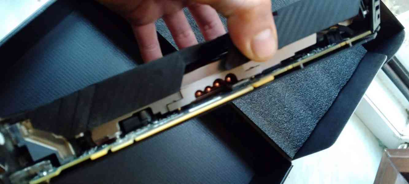 Prodám XFX GTS Radeon RX 580 8GB TripleX Edition - foto 4